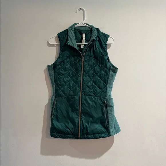 Lululemon Down For The Run Goose Down Puffer Vest Forage Size 8 - Picture 7 of 7